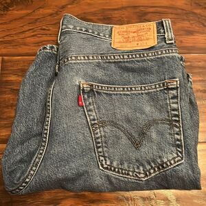 Y2K Levi’s 550 Denim Blue Distressed Shorts Resort Beach Vacation Casual